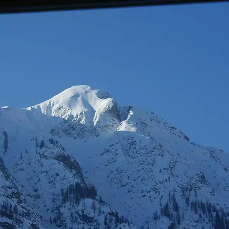 Haus Bergfrieden Bach (Tyrol)