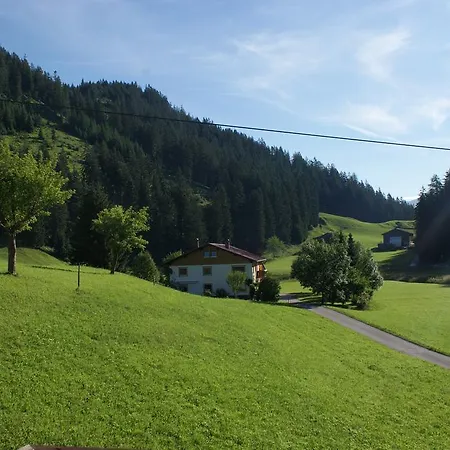 호텔 Haus Bergfrieden 3*