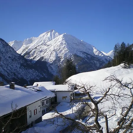 Haus Bergfrieden