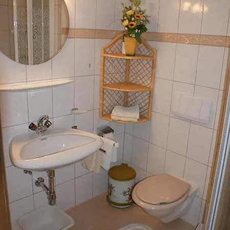 Konukevi Haus Bergfrieden 3*