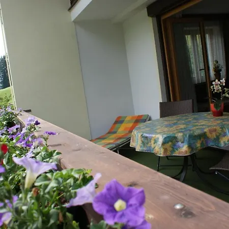 Haus Bergfrieden 호텔