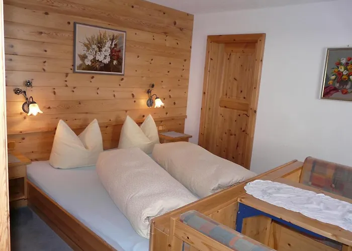 Haus Bergfrieden Hotel 3*