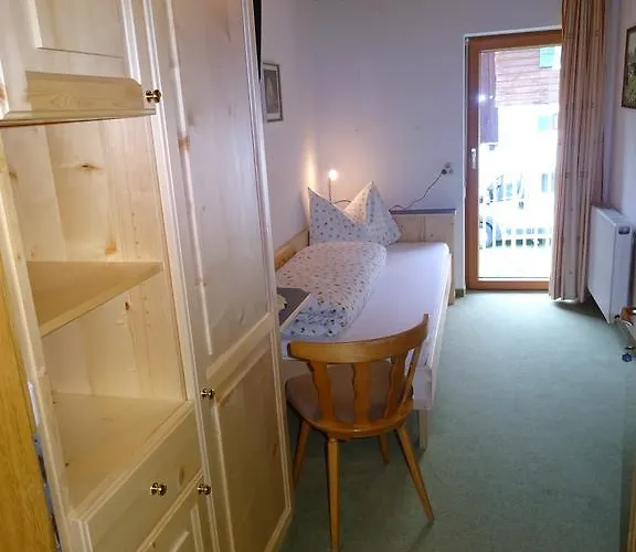 Hotel Haus Bergfrieden 3*