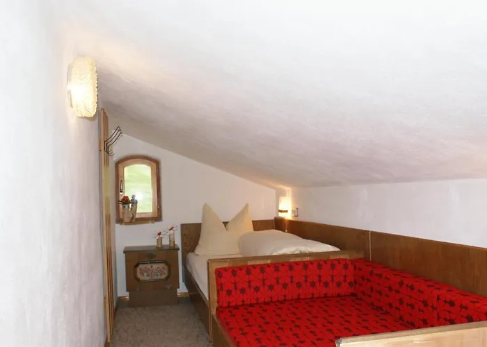 Haus Bergfrieden Hotel 3*