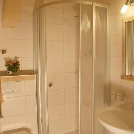 Haus Bergfrieden Hotel Bach (Tyrol)