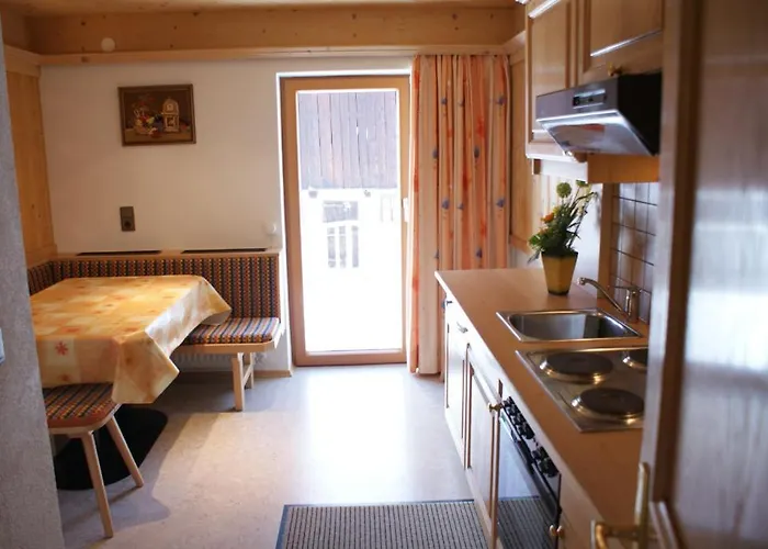 Haus Bergfrieden 3* Bach (Tyrol)