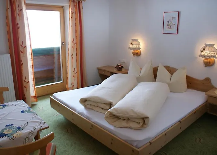 Haus Bergfrieden Hotel Bach (Tyrol)