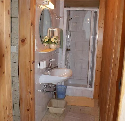 Haus Bergfrieden Hotel Bach (Tyrol)